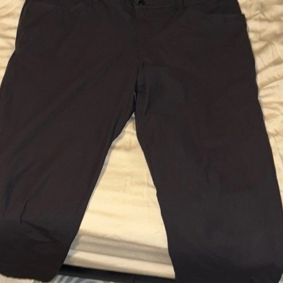 Lululemon black Chinos - Picture 1 of 4
